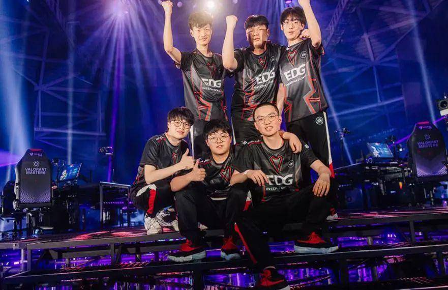 水花兄弟 水花兄弟