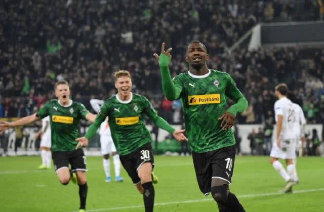 无疑成了近 无疑成了近