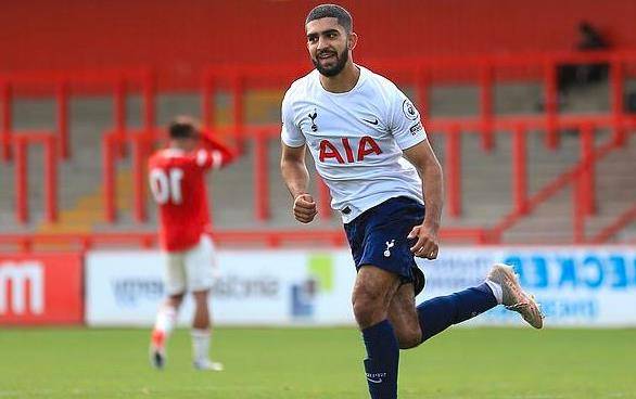 他总能站出 他总能站出